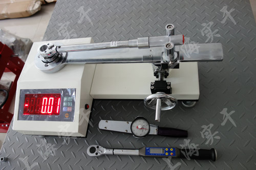 ���ذ���У����