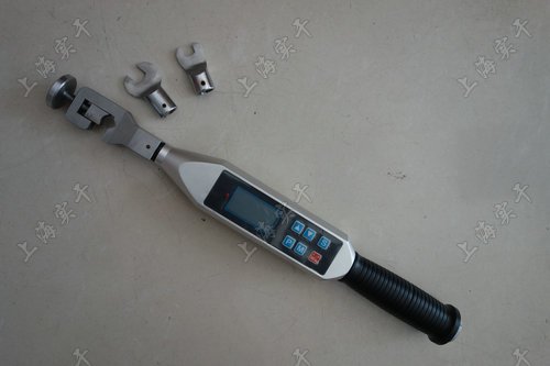 ���@Ť������